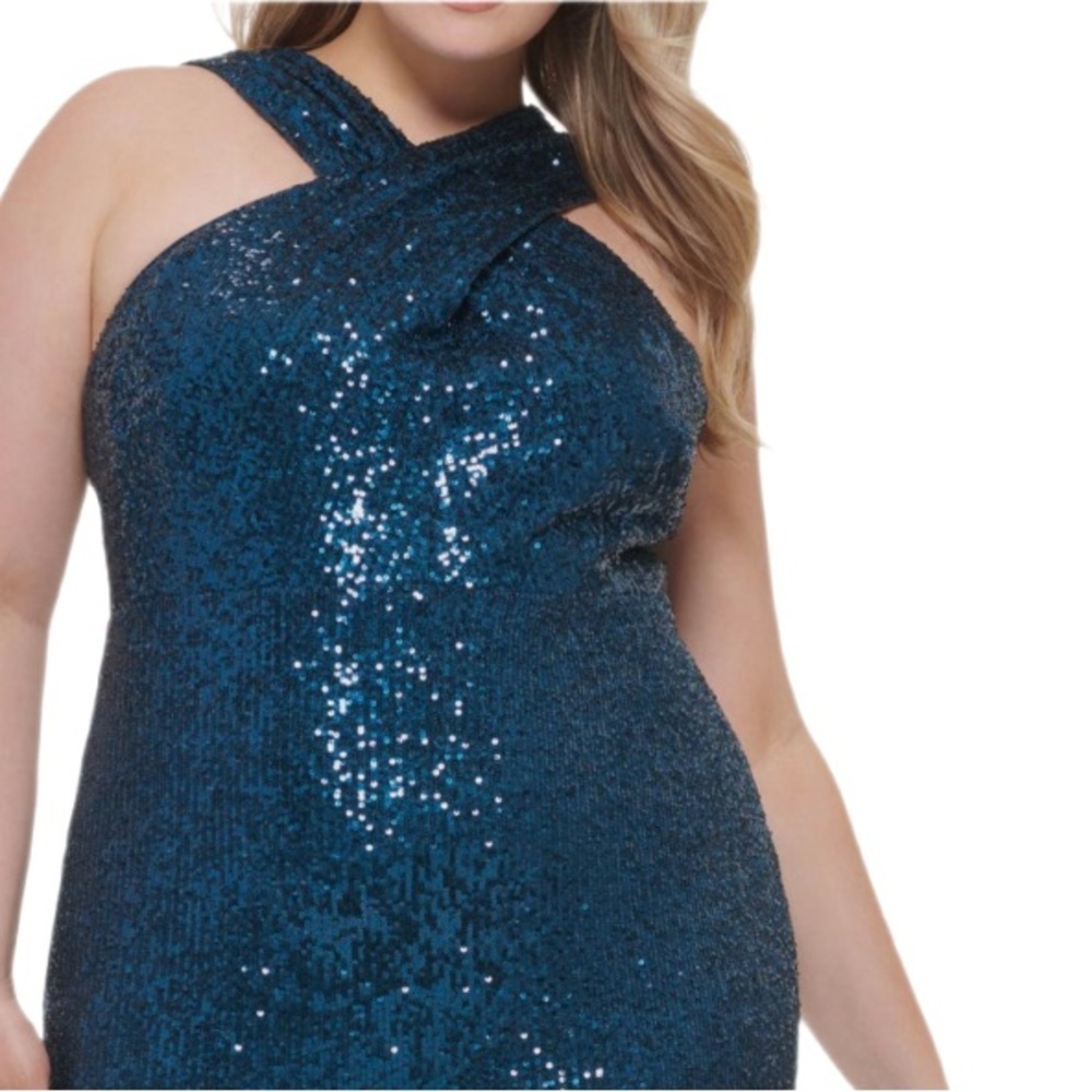 Eliza J
Sequin Halter Gown size 16W NWT Pea Green - Picture 6 of 13